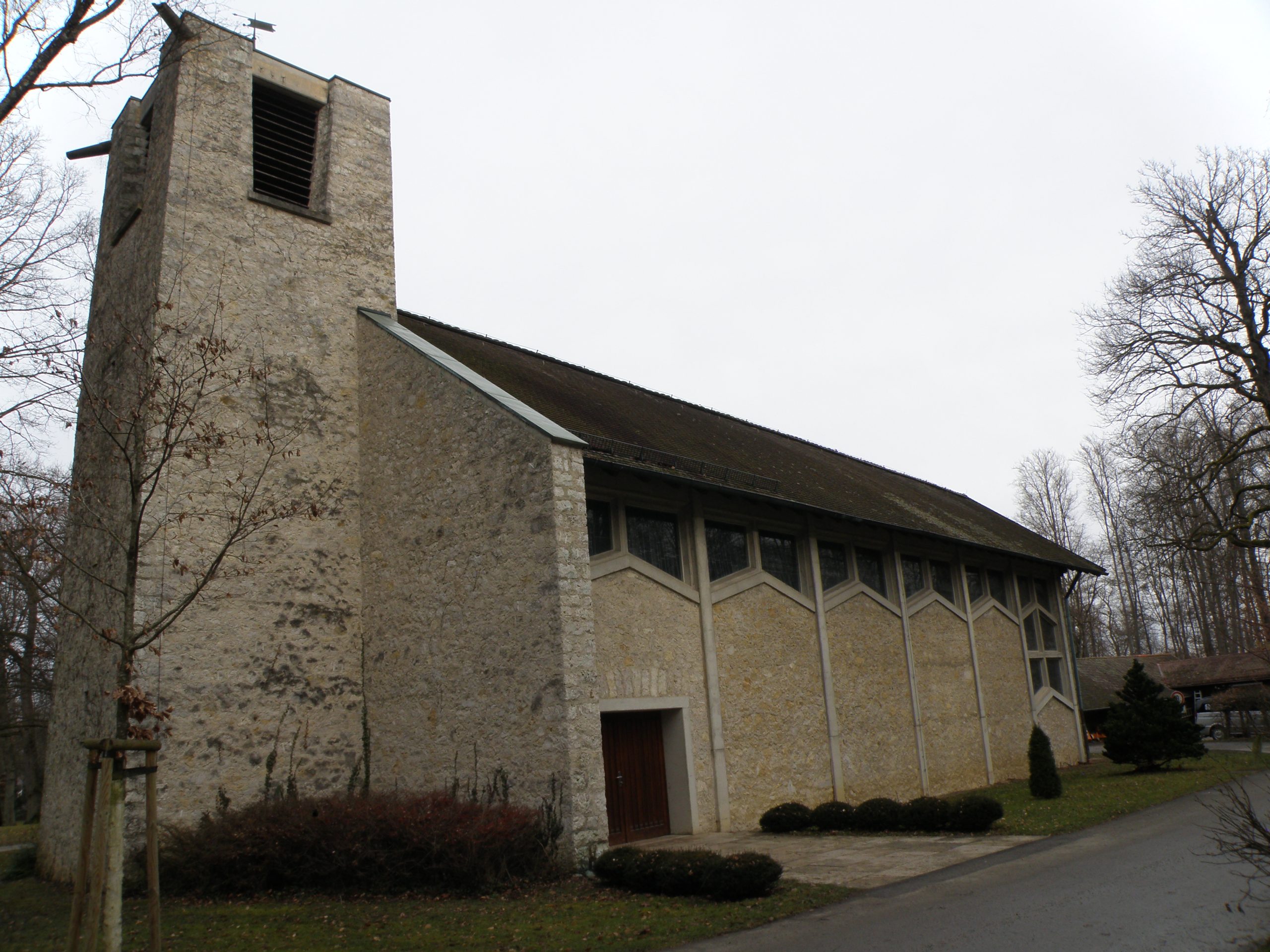 Waldfriedhof Nürtingen – Aussegnungshalle Außenansicht